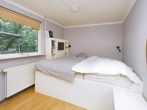 Casa | 4 quartos, individualmente mobiliados