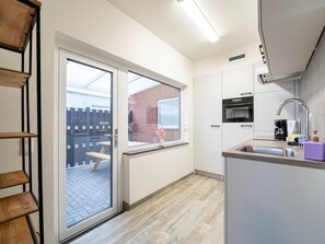 Private kitchen - Airy Apartment in South Limburg (Landgraaf)