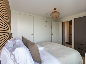 House | 2 bedrooms, bed sheets - Apartment in Sint-annaland Near Beach (Sint-Annaland)