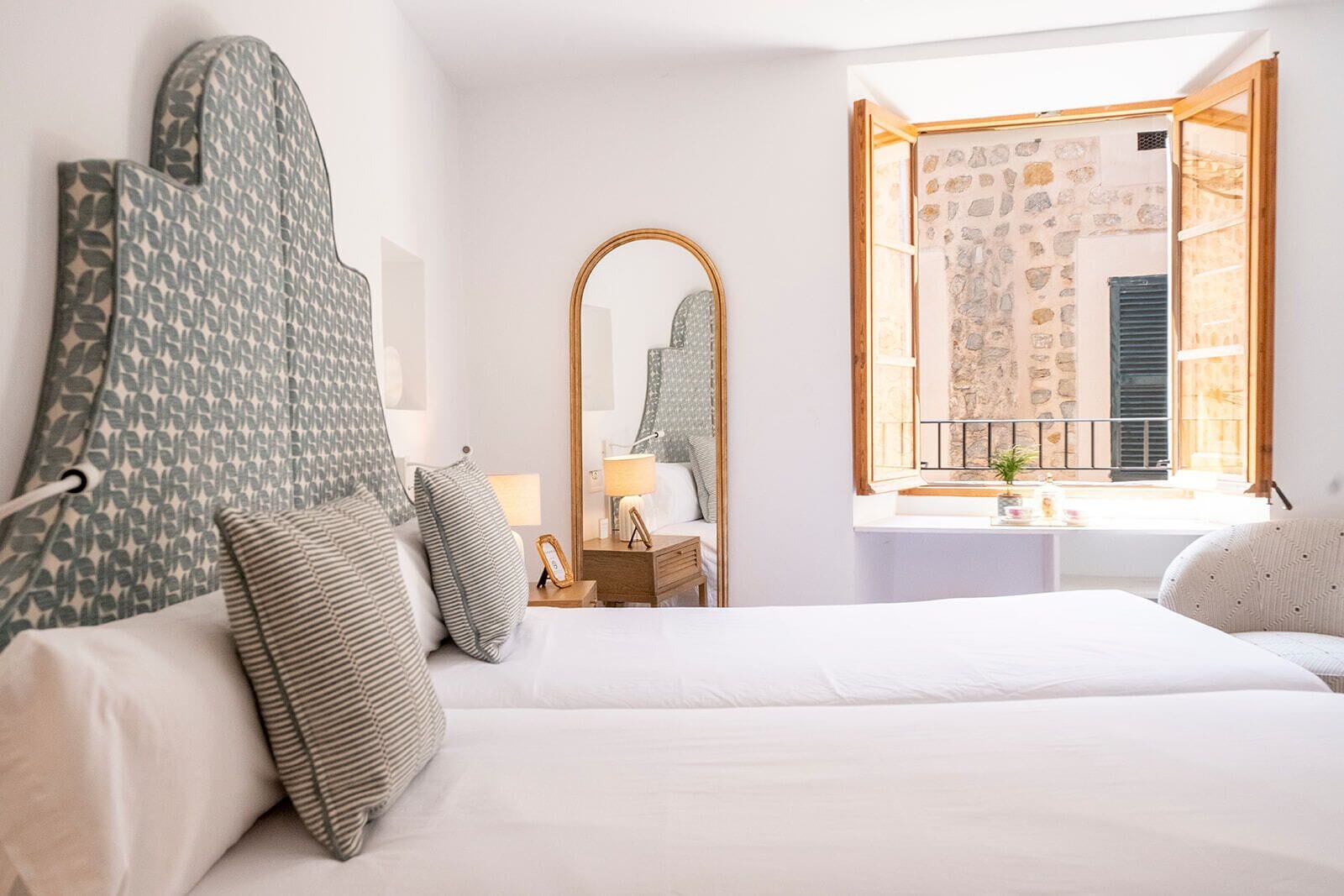 Superior Room | Free WiFi, bed sheets