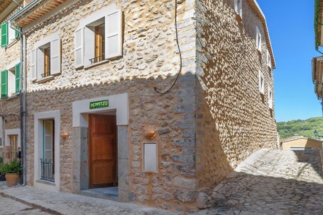 Petit Biniaraix  - view 3