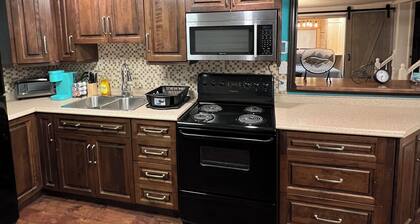 Large 1 Bedroom Apartment in the Heart of Quidi Vidi (Ground Level)
