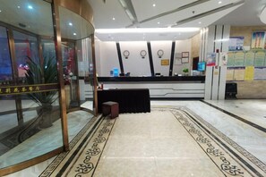 Ảnh chưa phân loại, 5 trong số 17 ảnh, nút