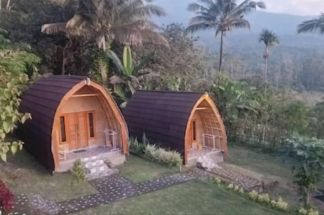 Exterior. Villa Bambu Rinjani & Restaurant