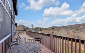 Studio, Accessible | 7 bedrooms - Avoid The Traffic Jams 7acres 360 Views 7b 4 5b (Sevierville)