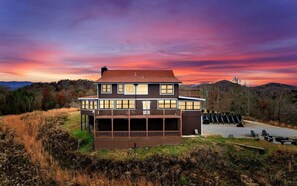 Studio, Accessible | 7 bedrooms - Avoid The Traffic Jams 7acres 360 Views 7b 4 5b (Sevierville)