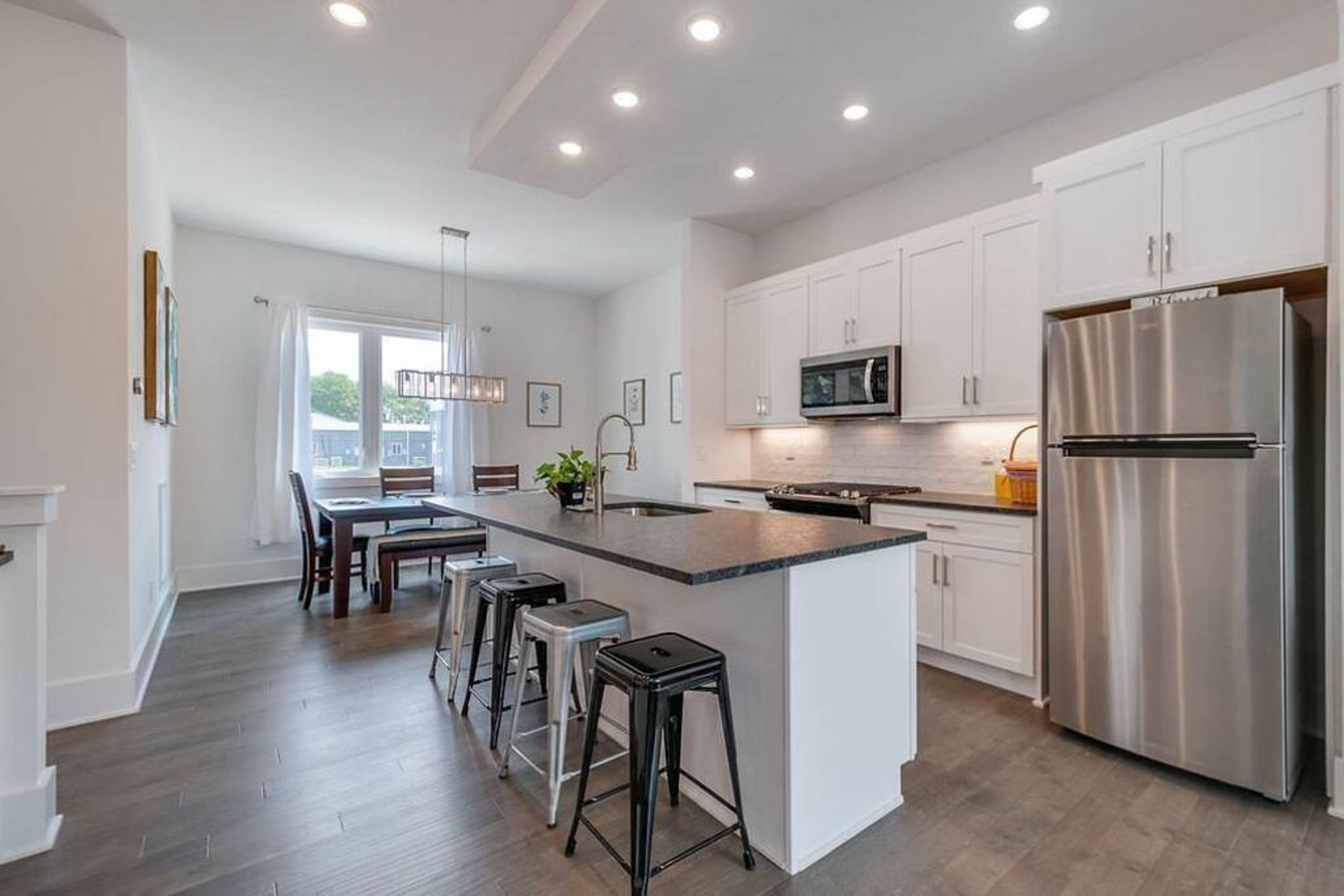 3 عدّة غرف نوم