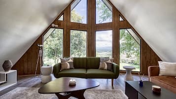 Studio | 4 bedrooms