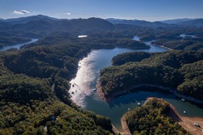 Studio - Lake Views Luxury Hottub Game Rm 5bed 4 5bath (Bryson City)