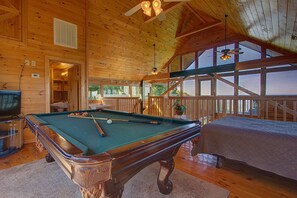 Studio | 2 bedrooms - Picturesque 2 2 Close to Parkway (Sevierville)