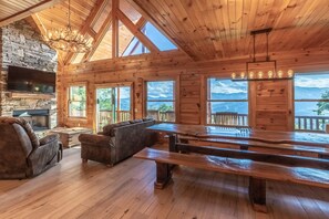 Studio | 4 bedrooms - Luxury 4200 Sqft Log Cabin on 50 Acres Sleeps 16 (Waynesville)