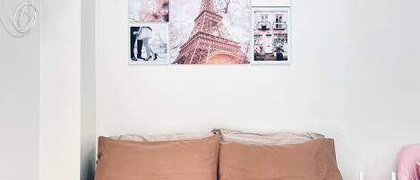 1 chambre, fer et planche Ă repasser, Wi-Fi, literie fournie