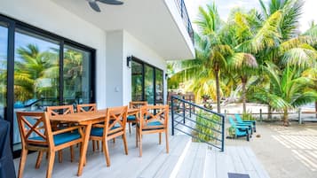 Apartment | 8 bedrooms, Internet