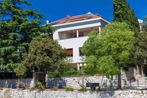 Exterior - Holiday apartment with air conditioning and sea view (Crikvenica)