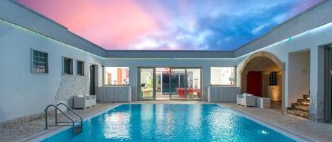 Piscina a l'aire lliure