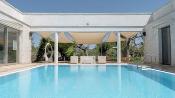 Piscina all'aperto