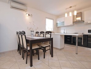 Dining - Holiday apartment with air conditioning (Rovinj)
