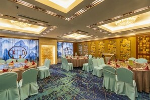 Ảnh chưa phân loại, 4 trong số 97 ảnh, nút