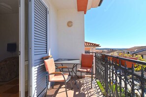 Property grounds - Holiday apartment with balcony and barbecue (Rovinj)