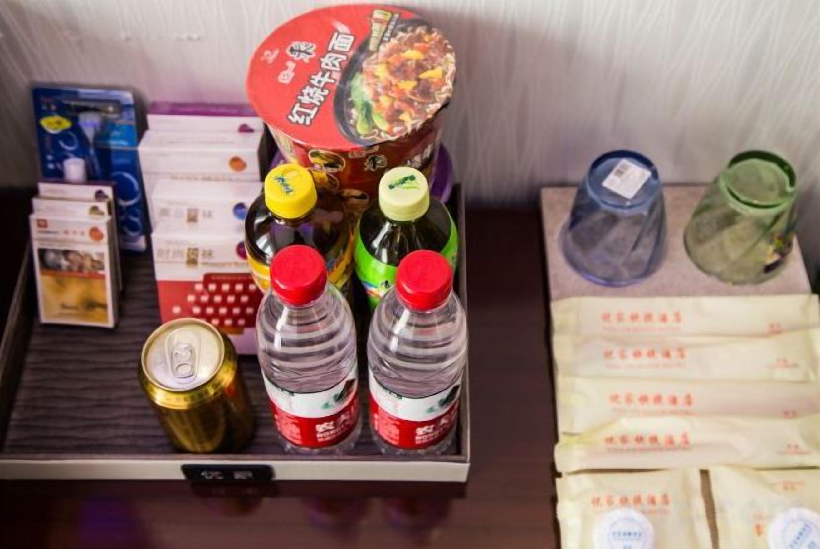 Alimentos y bebidas