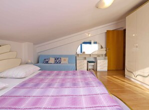 1 bedroom, WiFi - Holiday flat with air conditioning and balcony (Rovinj)