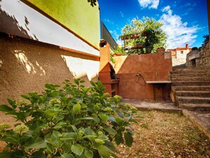 Terrace/patio - Holiday apartment with barbecue (Pješćana Uvala)