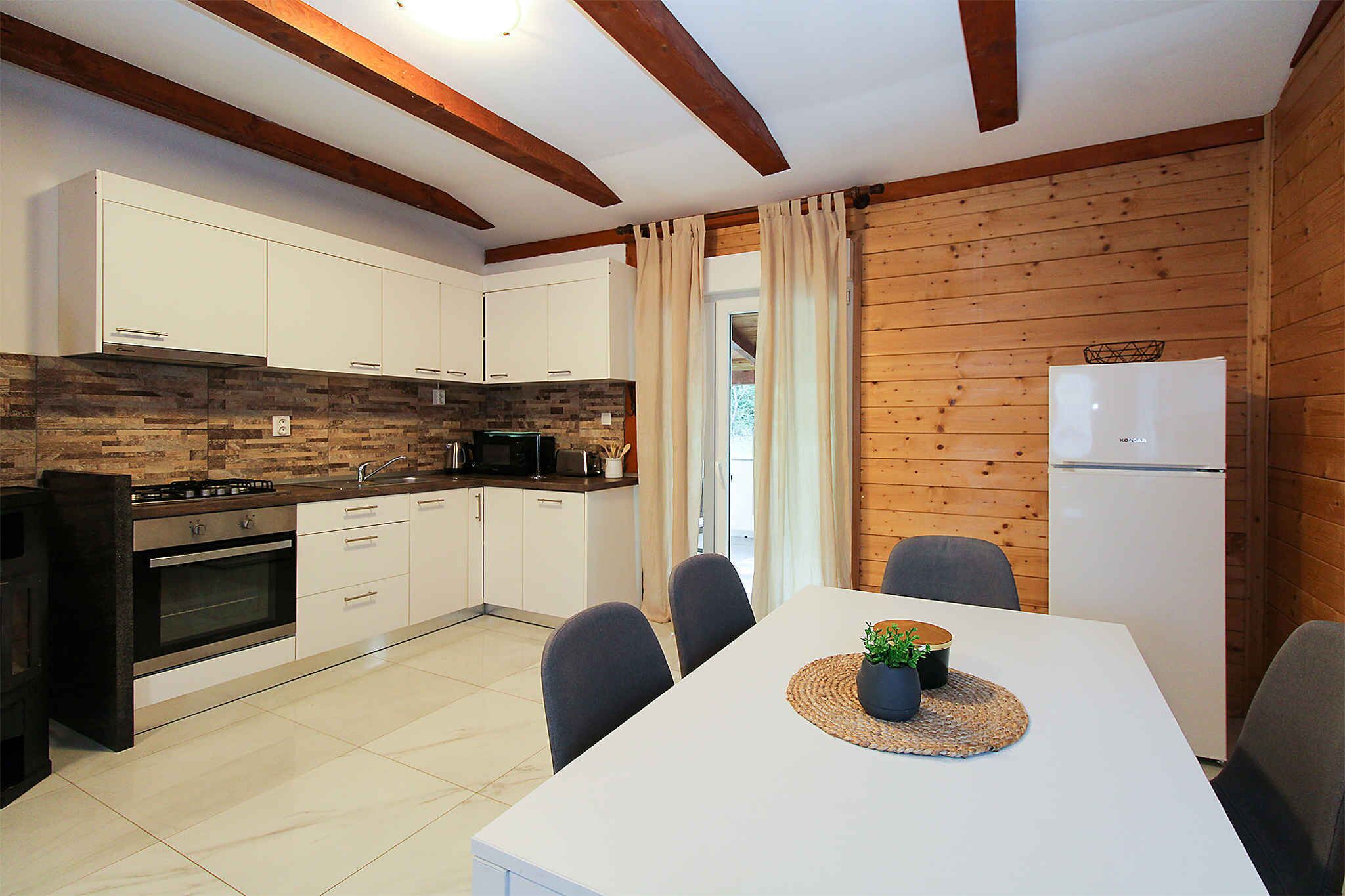 Geladeira, fogão, cooktop, cafeteira/chaleira