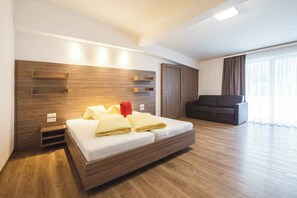 2 bedrooms, free WiFi