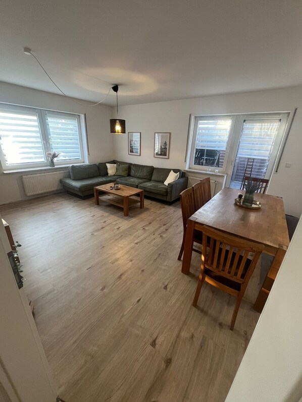 Smart TV, ping pong, books