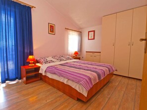 1 chambre, lit parapluie, accĂšs Internet