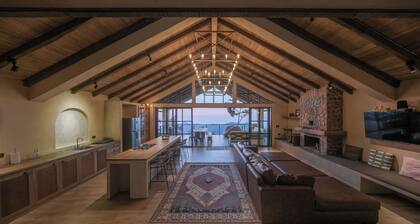 Un refugio natural en medio del bosque tropical, Un lugar escondido en las nubes