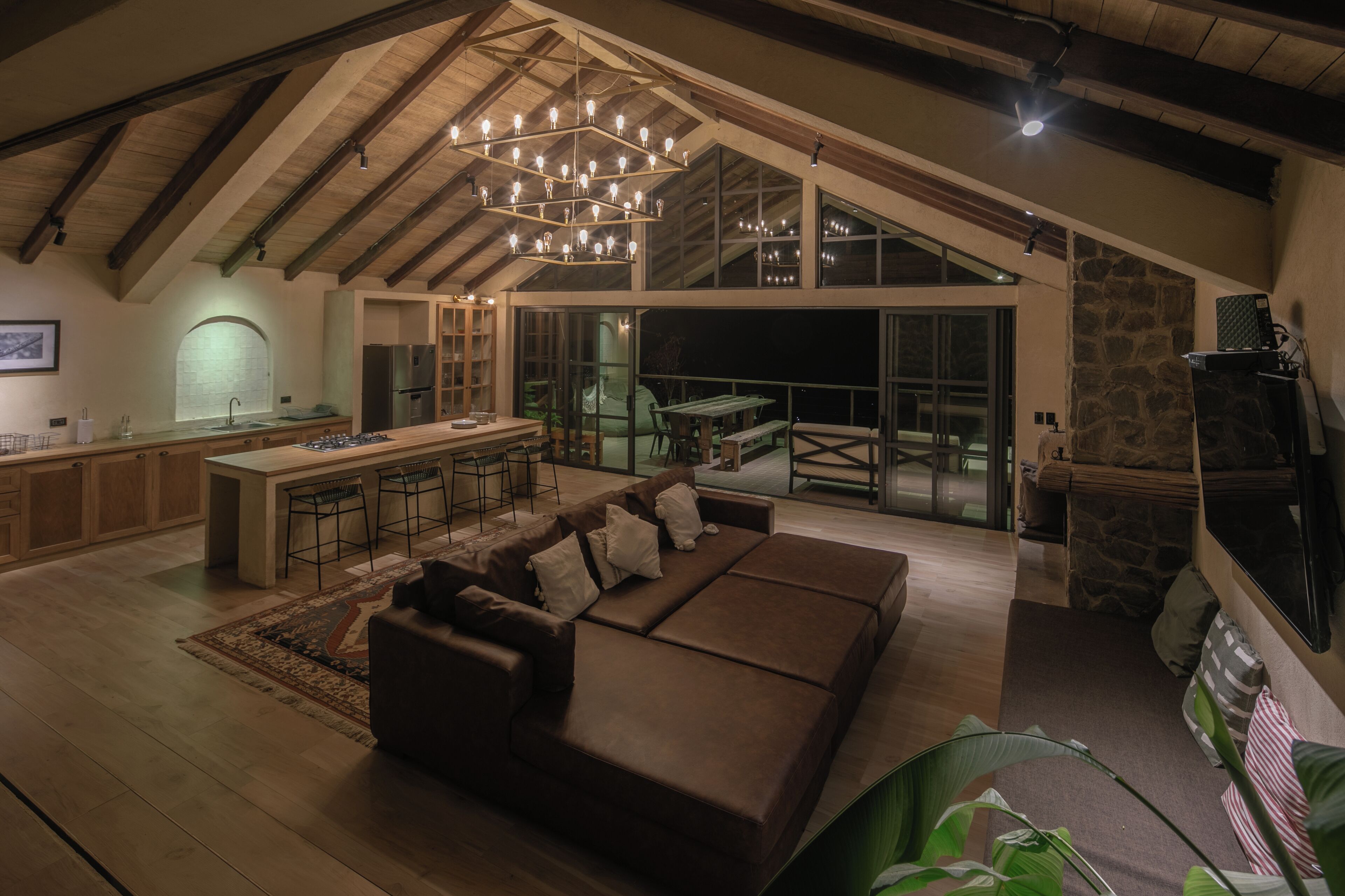 Smart TV, chimenea