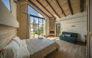 3 Schlafzimmer, Reisekinderbett, kostenloses WLAN, Bettwäsche