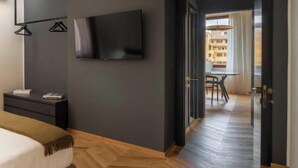 4 soverom, skrivebord, strykejern/-brett og wi-fi (inkludert)