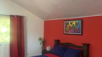 Down duvets, individually furnished, laptop workspace, free WiFi