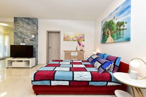 2 bedrooms