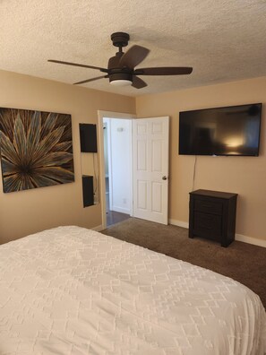 3 bedrooms, free WiFi, bed sheets