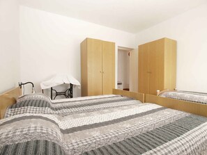 2 bedrooms, WiFi