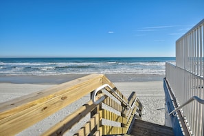 Beach - NEW! Ocean Breeze Retreat (Daytona Beach Shores)