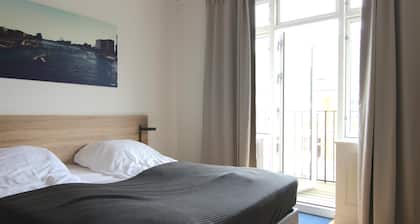 Beautiful 2-bed in Frederiksberg C W Balcony