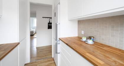 Great 2-bed in Frederiksberg w Balcony - 203