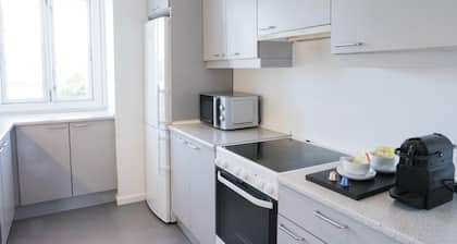 Nice 2-bed in Hellerup w Balcony