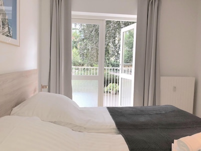 Spacious 1-bed in Frederiksberg w Balcony