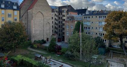 Beautiful 2-bed Apartment