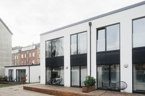 Apartment | 1 bedroom - Fantastic 1-bed Apartment w Private Terrace (Aarhus)