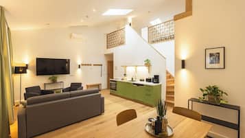 Comfort Apartment | 1 bedroom, premium bedding, Tempur-Pedic beds, desk