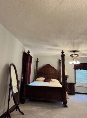 4 bedrooms, travel cot, free WiFi, bed sheets