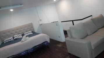 Apartemen Eksklusif, hot tub, area taman | 1 kamar tidur, Wi-Fi gratis, dan seprai linen