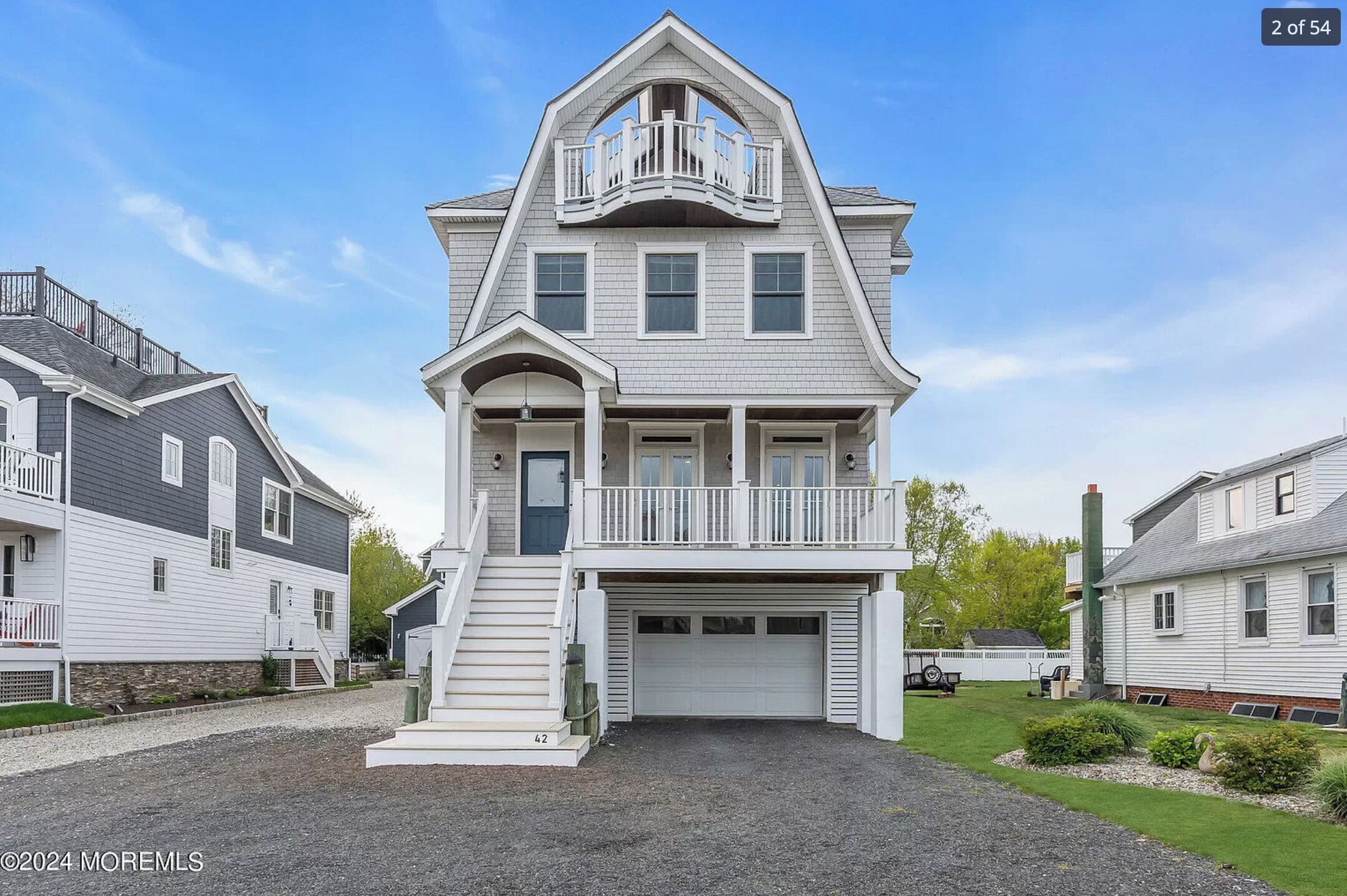 BRAND NEW Stunning Sea Bright 4/4 Home By Beach - Huge Deck! Professionally Run!