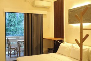 Deluxe Double Room, Mountain View - MAYAD El Nido Inn (El Nido)